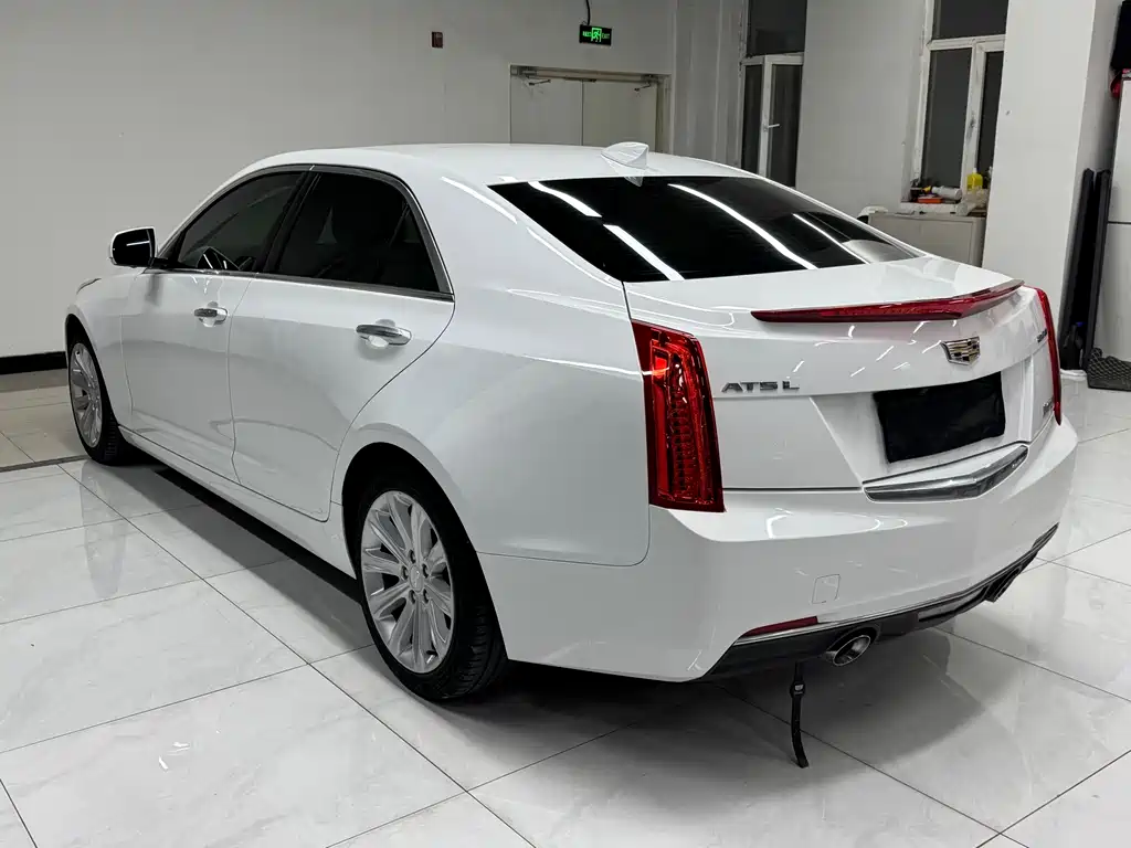 Cadillac ATS-L 2019 — фото 15