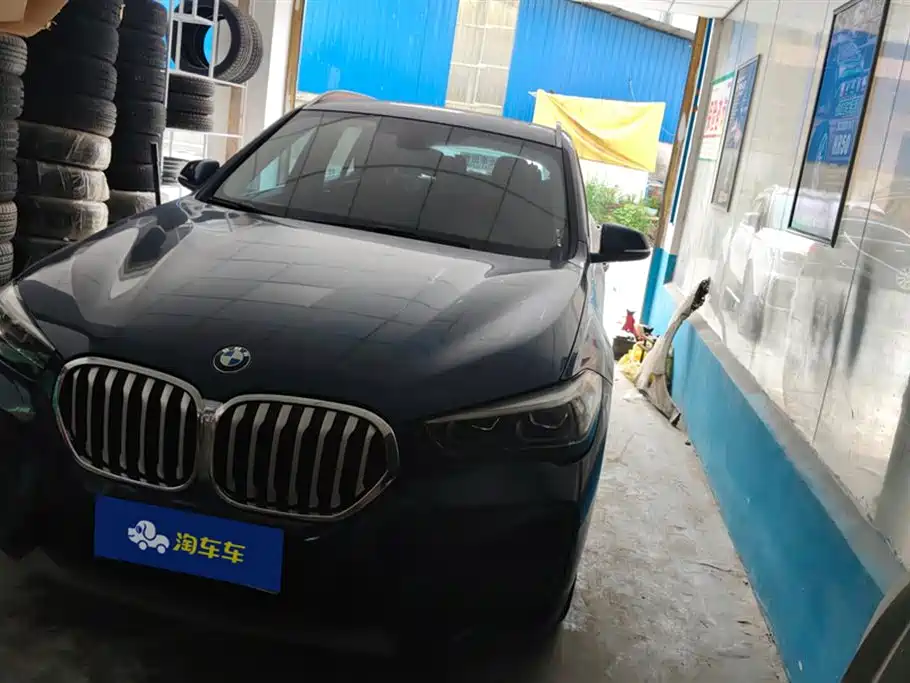 BMW X1 2021 — фото 1