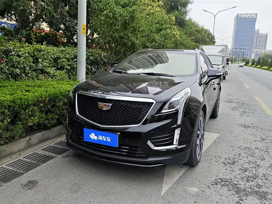 Cadillac XT5 2022 — фото 2