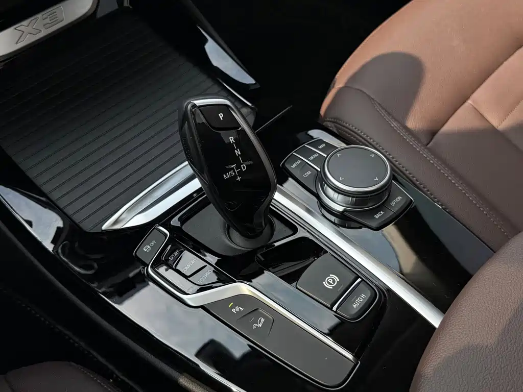 BMW X3 2020 — фото 16