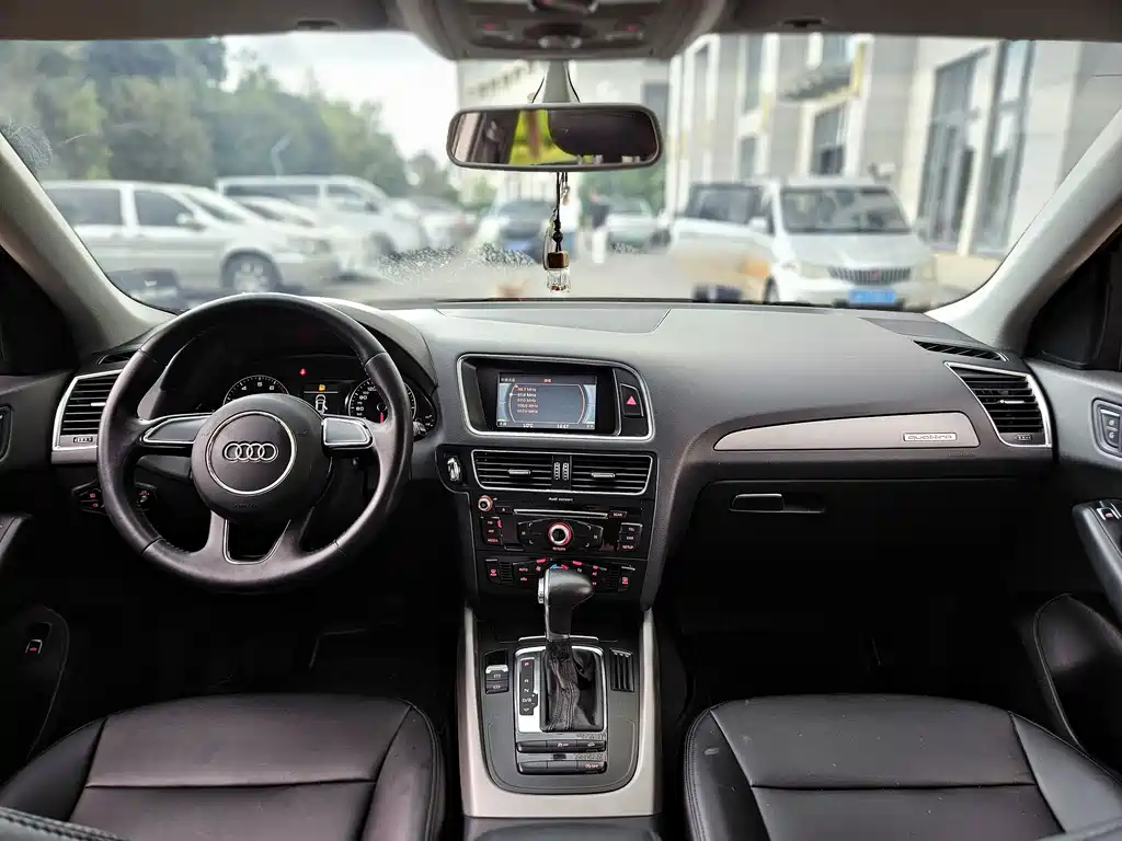 Audi Q5 2014 — фото 9