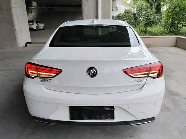 Buick Regal 2020
