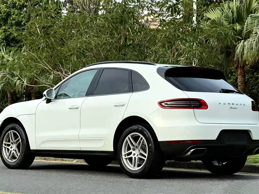 Porsche Macan 2015 — фото 3