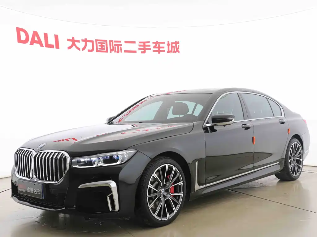 BMW 7 Series 2018 — фото 1