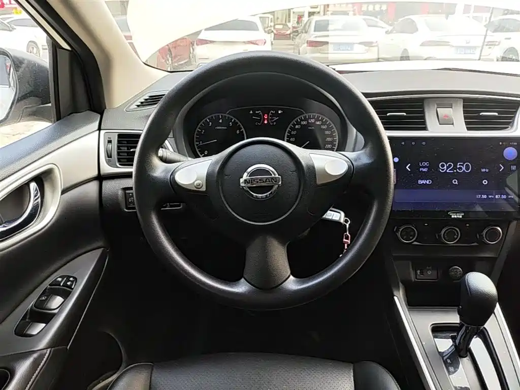 Nissan Sylphy 2022 — фото 11
