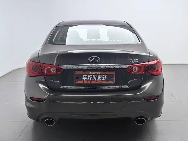 Infiniti Q50 2014
