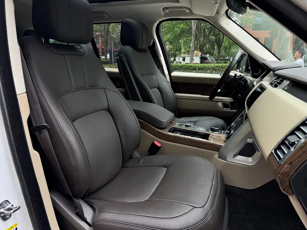 Land Rover Range Rover 2019 — фото 11