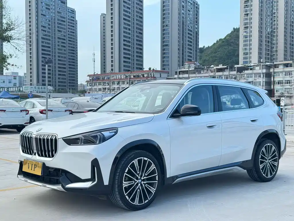 BMW X1 2023