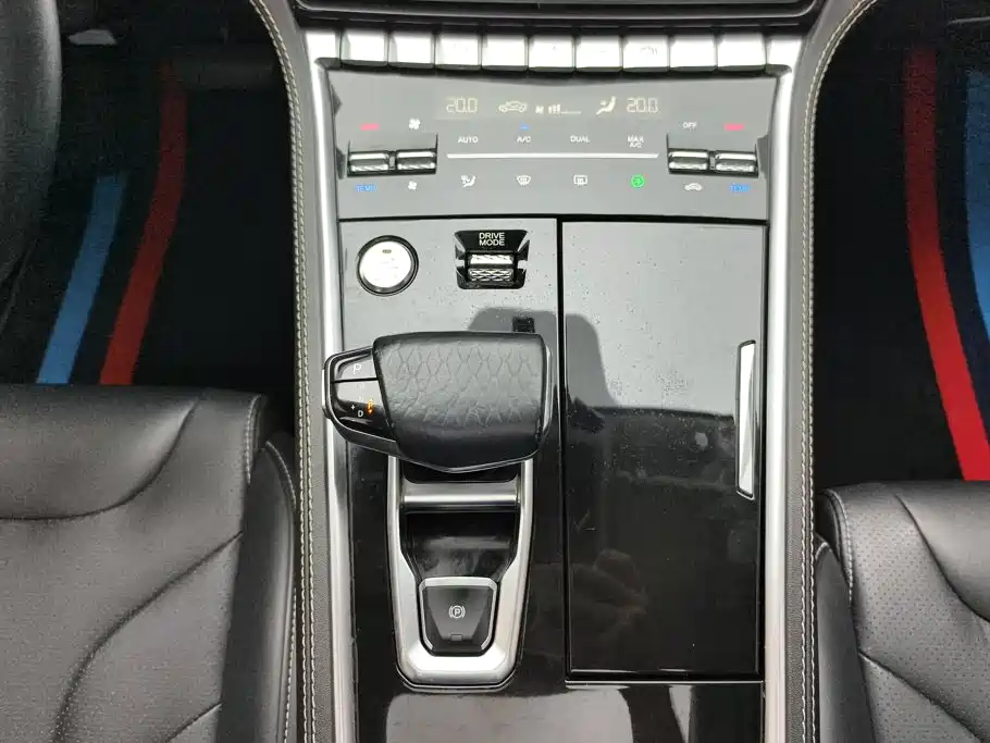 Changan CS85 COUPE 2020 — фото 16