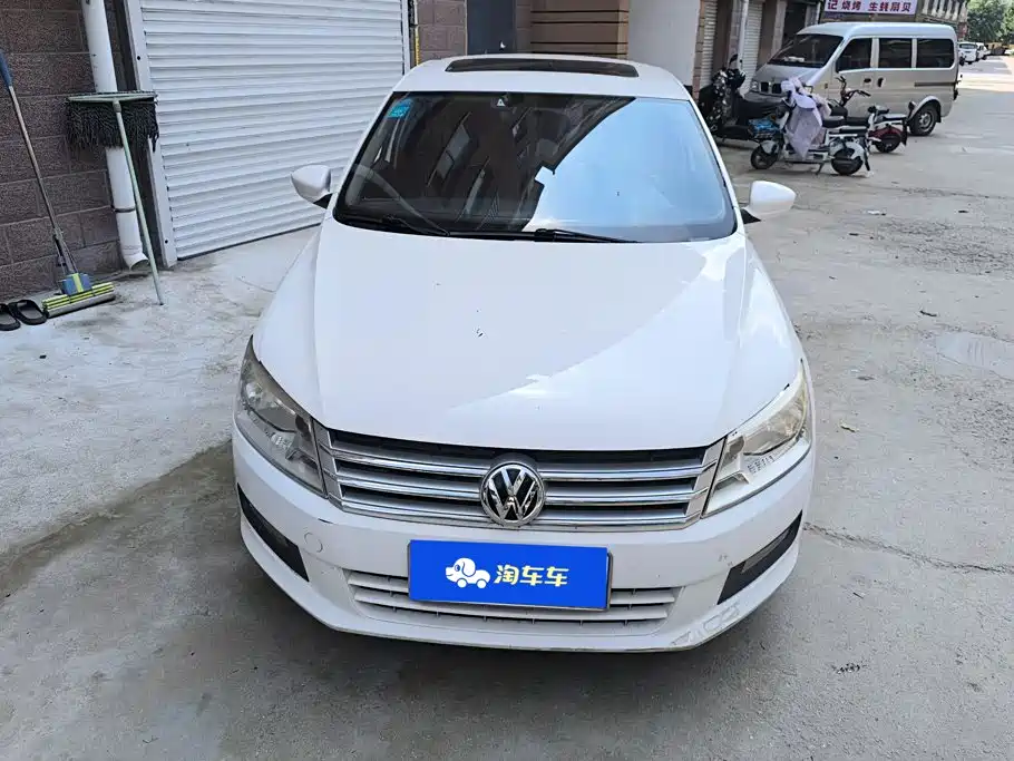 Volkswagen Santana 2014