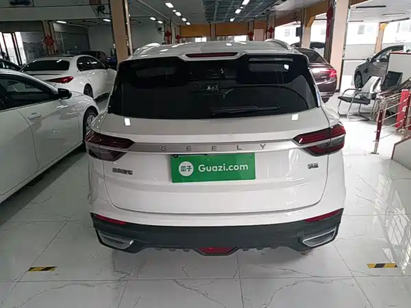 Geely Binyue 2021