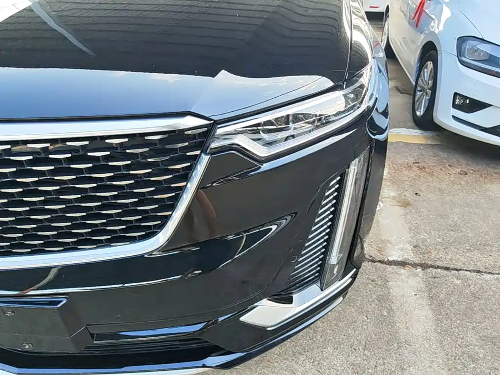Cadillac XT6 2021 — фото 24