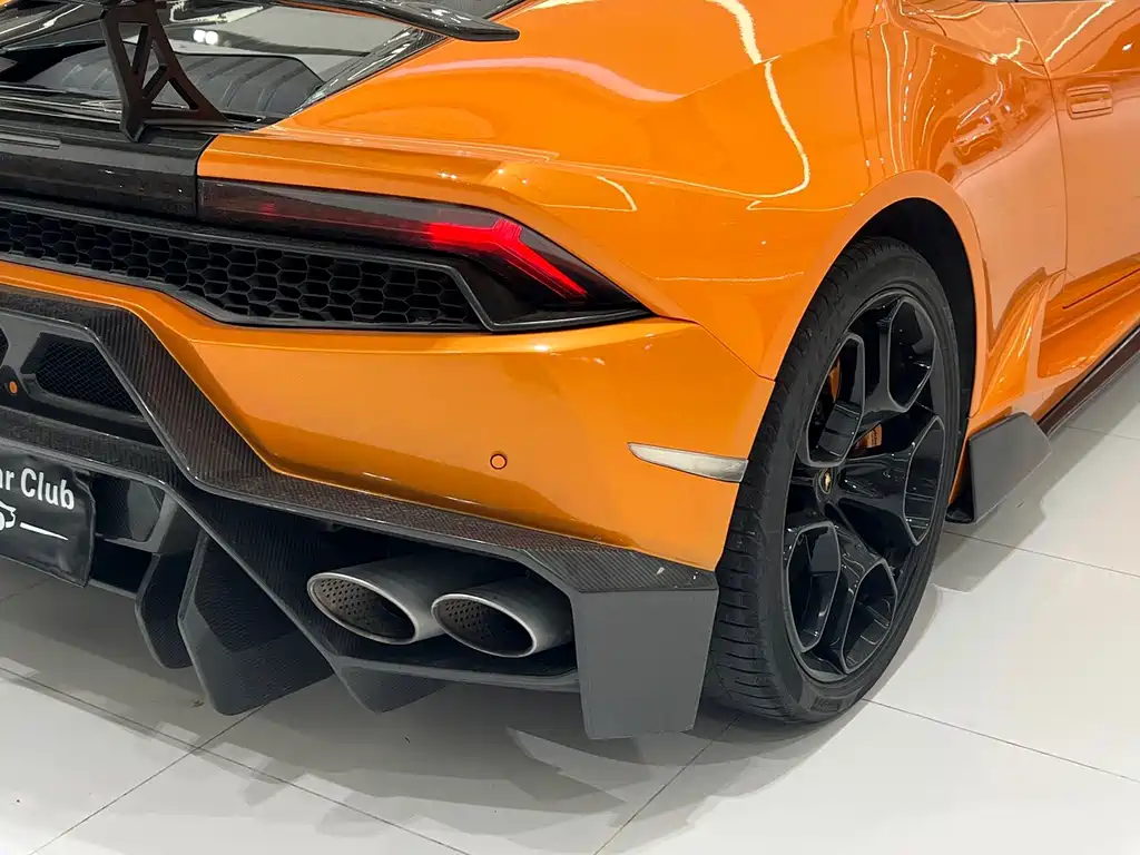 Lamborghini Huracan 2016 — фото 16