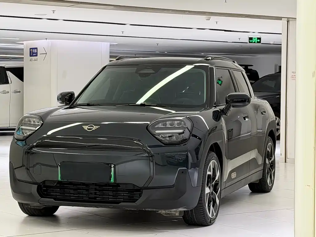 MINI ACEMAN EV 2024