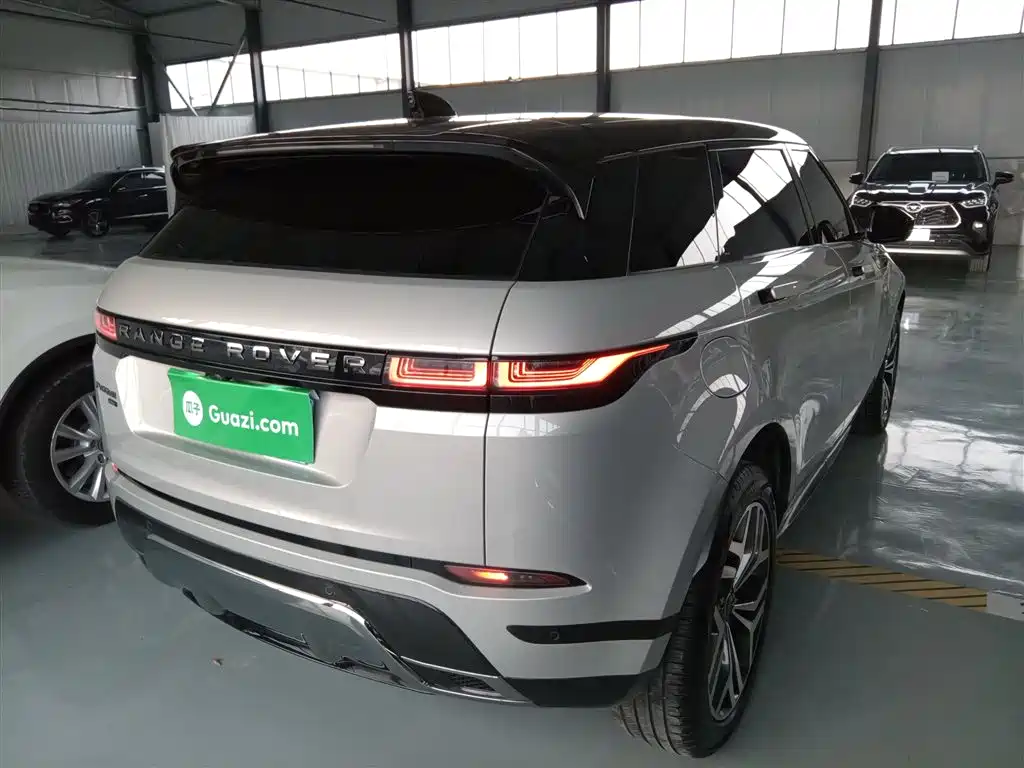 Land Rover Evoque 2022 — фото 5