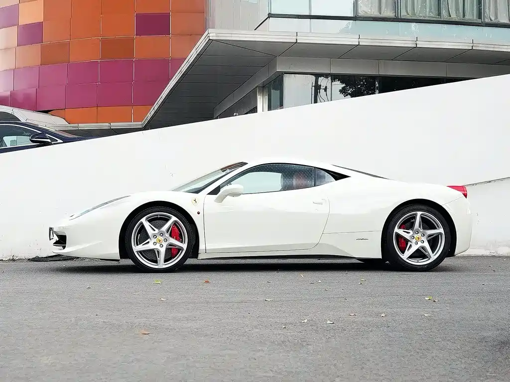 Ferrari 458 2014 — фото 11