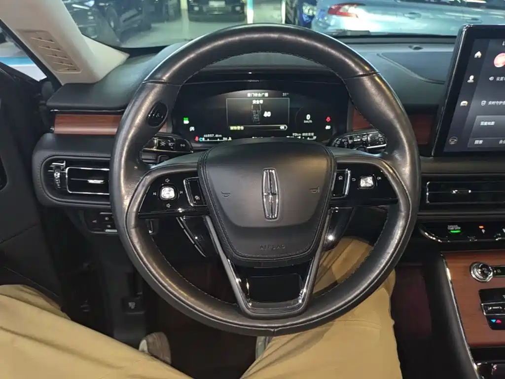 Lincoln Aviator 2021 — фото 11