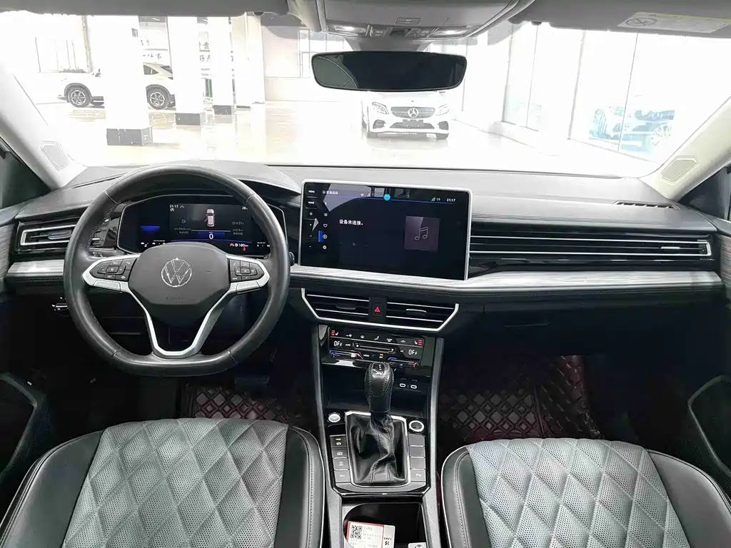Volkswagen Sagitar 2022