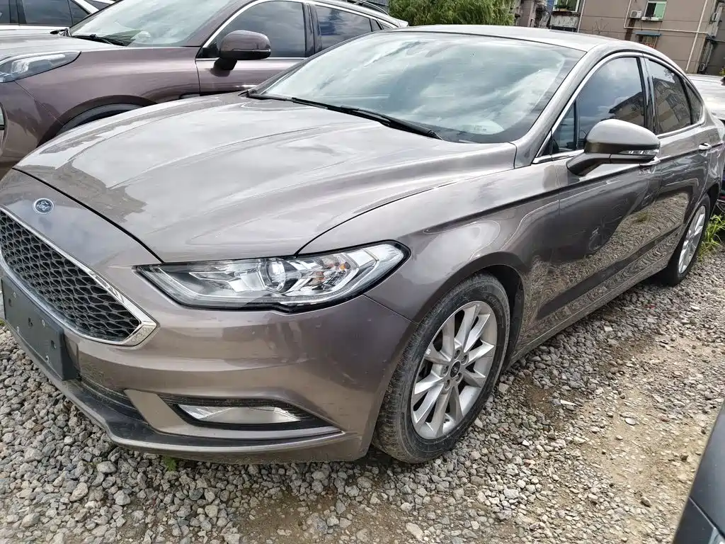 Ford Mondeo 2017 — фото 1