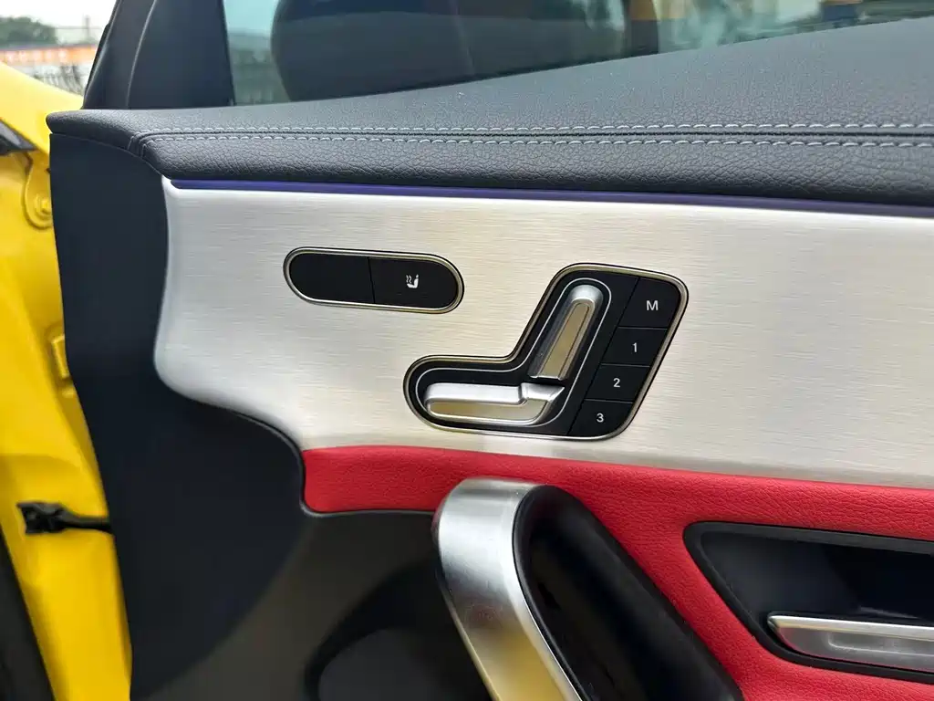 Mercedes-Benz CLA AMG 2023 — фото 3