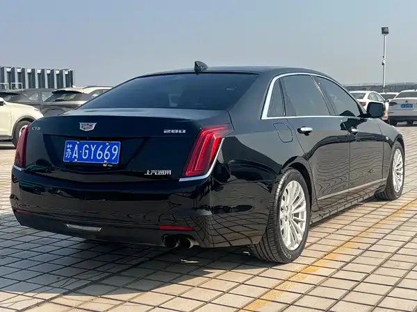 Cadillac CT6 2017