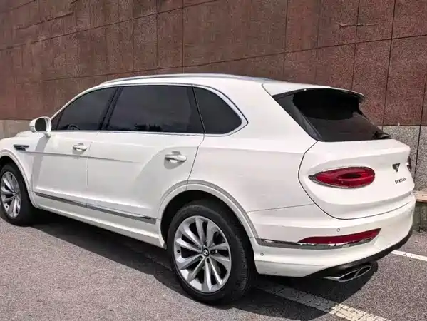 Bentley Bentayga 2024