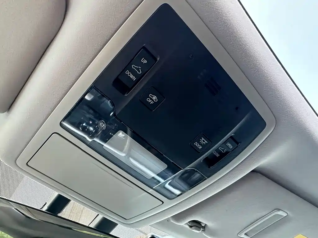 Lexus RX 2019 — фото 13