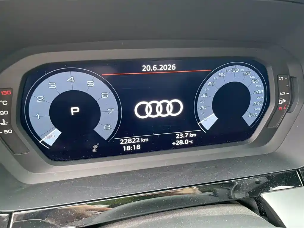 Audi A3 2023 — фото 2