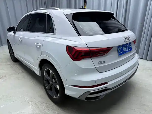 Audi Q3 2023