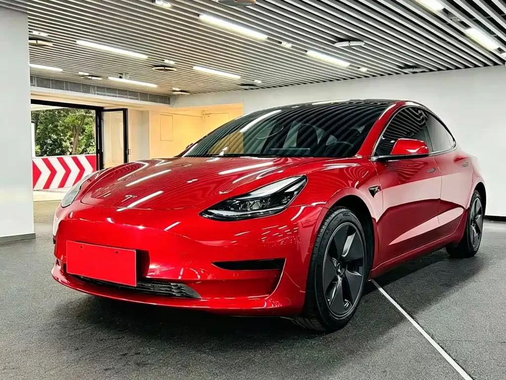 Tesla Model 3 2023 — фото 1