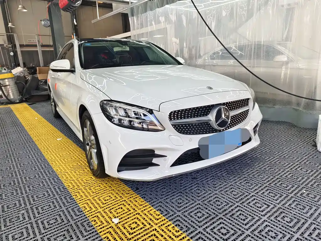Mercedes-Benz C-Class 2019
