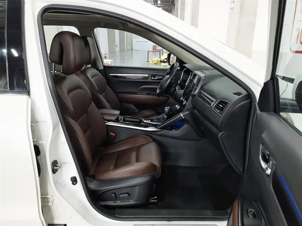 Renault Koleos 2017 — фото 23