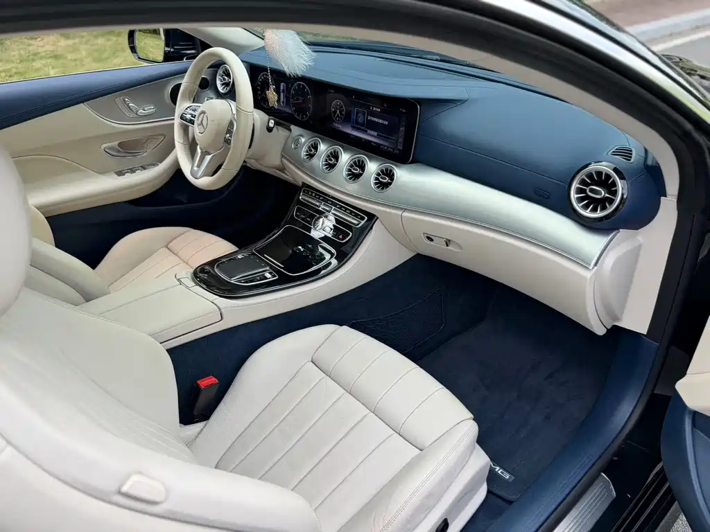 Mercedes-Benz E-Class 2019 — фото 11