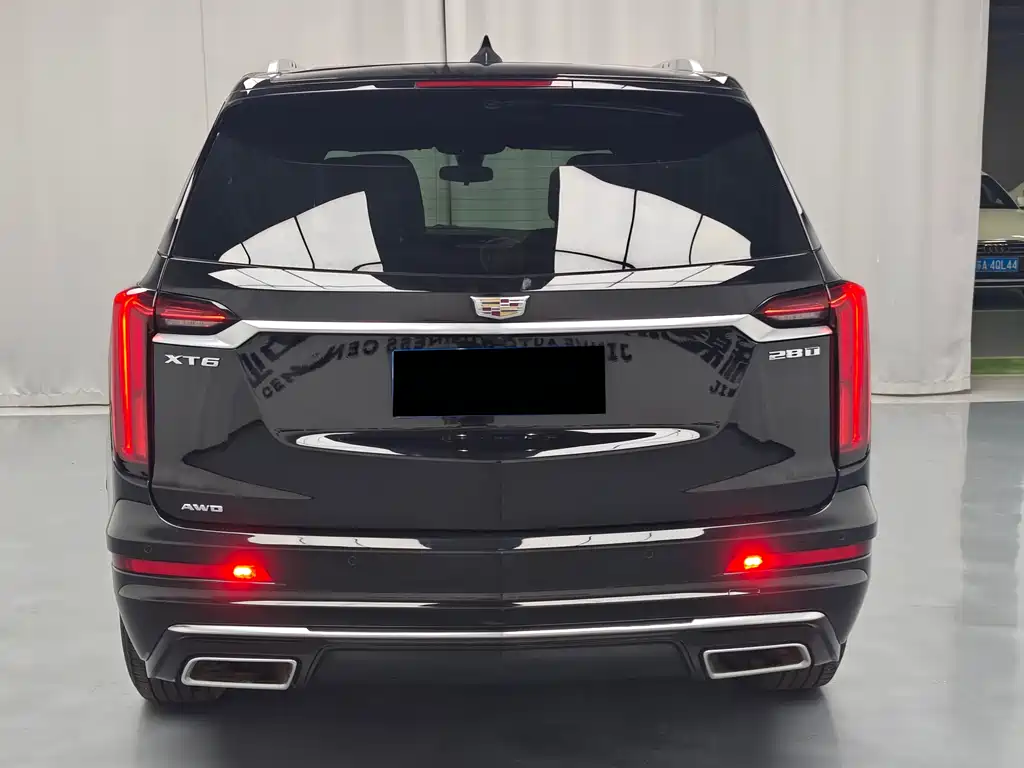 Cadillac XT6 2020 — фото 10