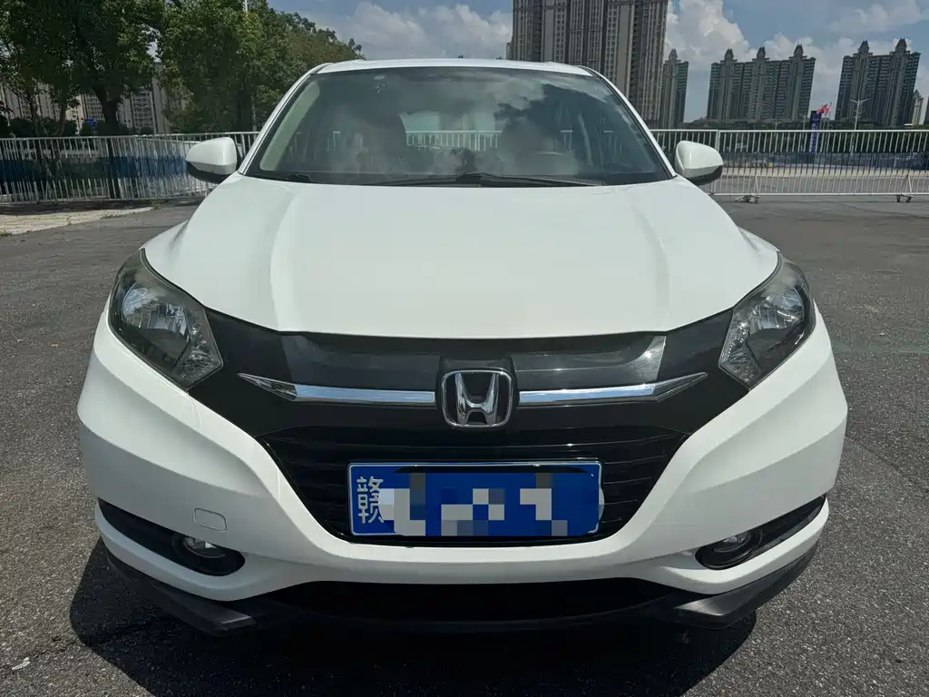 Honda Vezel 2016