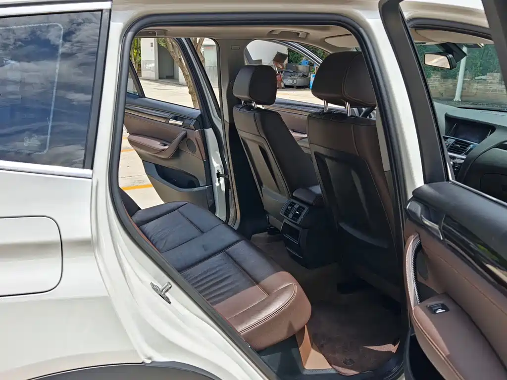 BMW X3 2016 — фото 16