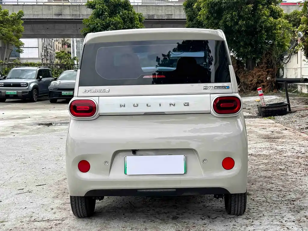 Wuling Hongguang MINIEV 2025
