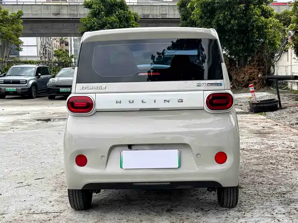 Wuling Hongguang MINIEV 2025
