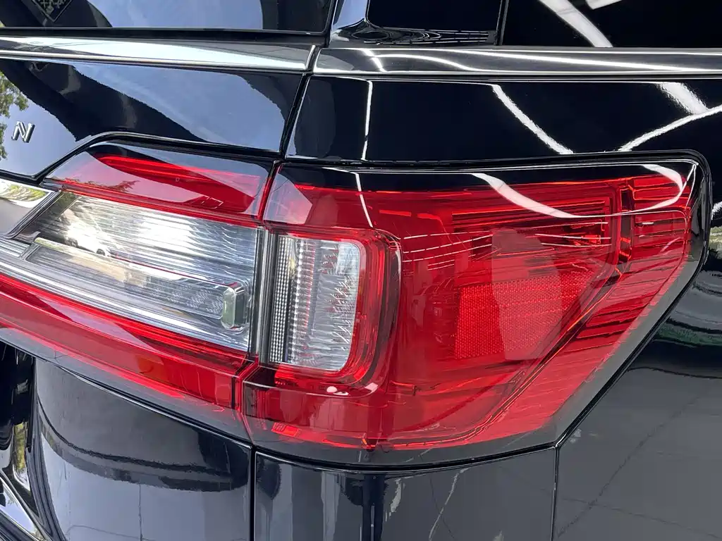 Lincoln Navigator 2021 — фото 27