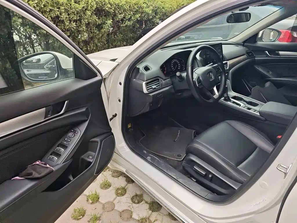 Honda Accord 2021 — фото 14