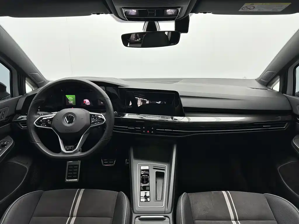 Volkswagen Golf 2023