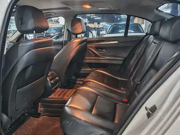 BMW 5 Series 2016