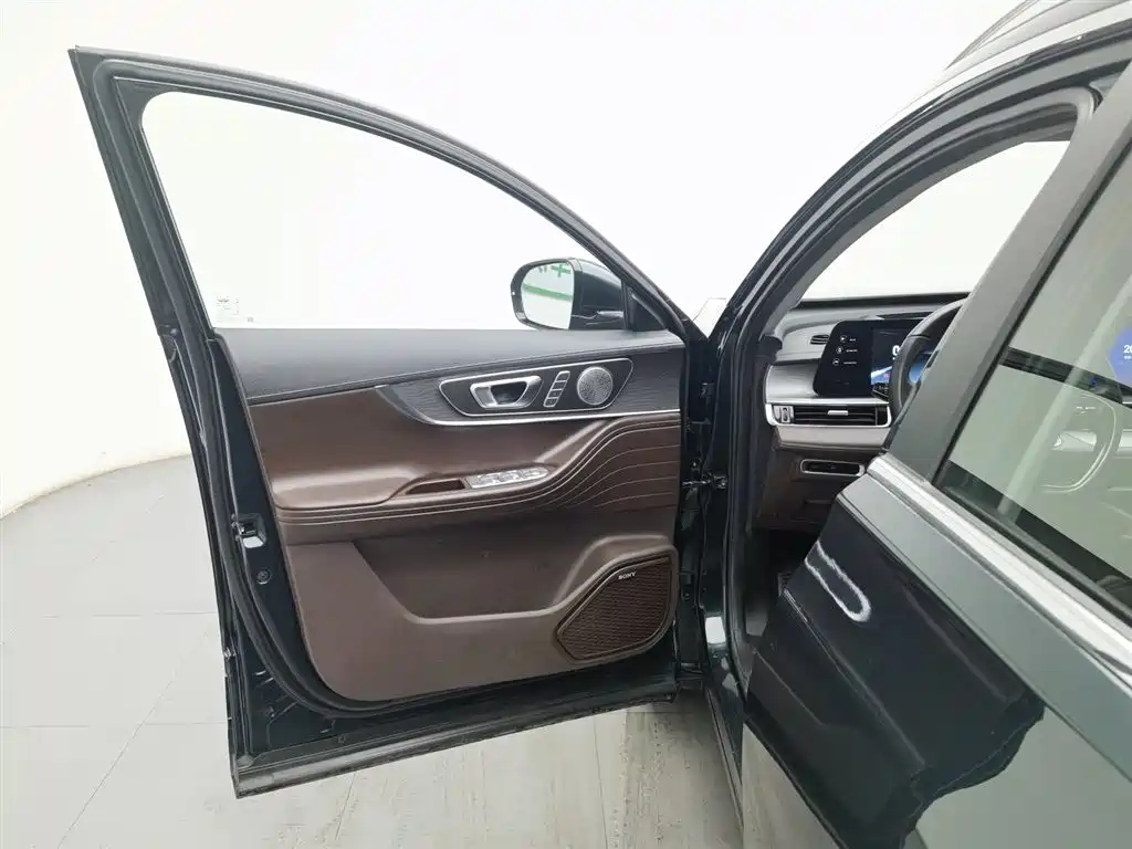 Chery Tiggo 8 PRO 2023 — фото 8