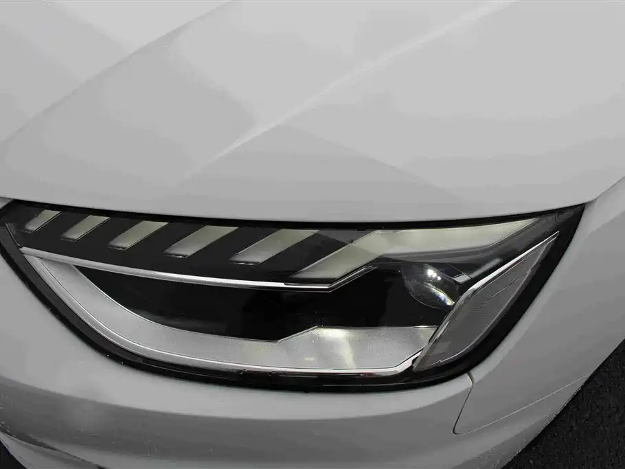 Audi A4L 2021