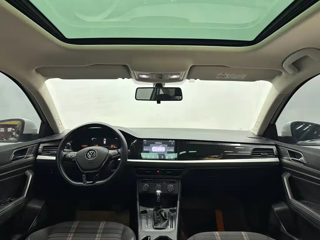 Volkswagen Lavida 2022
