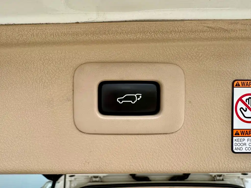 Toyota Alphard 2016 — фото 25