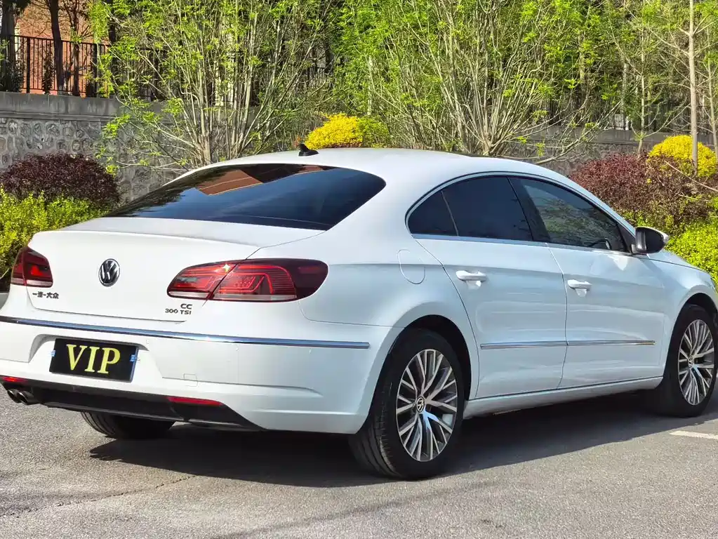 Volkswagen CC 2017 — фото 6