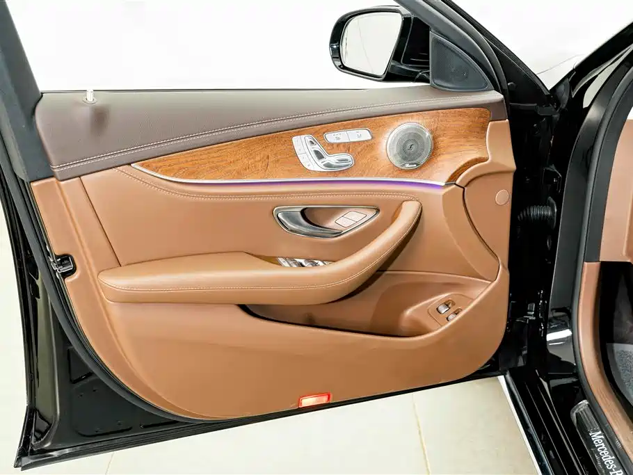 Mercedes-Benz E-Class New Energy 2021 — фото 17