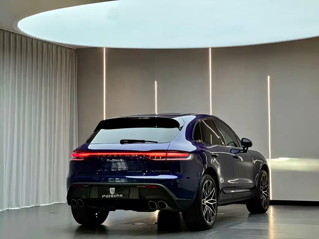 Porsche Macan 2022 — фото 12