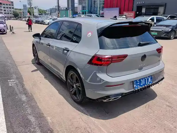 Volkswagen Golf 2022